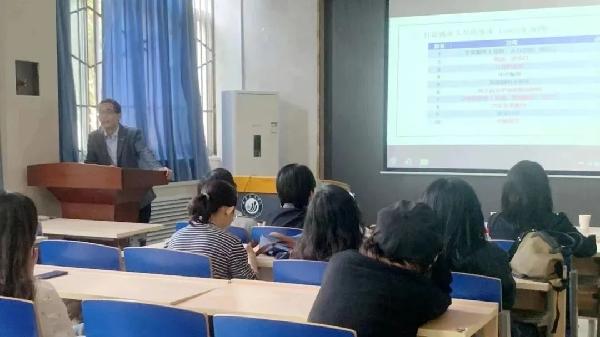 日語系成功舉辦職業規劃講座，搭建教育信息咨詢新橋梁